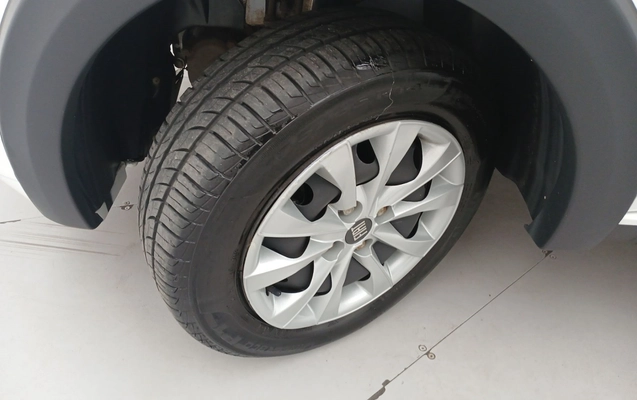 imagem-https://www.socarrao.com.br/sc-vehicle-images-prod/4143026/1790405621778-1_104228.jpg