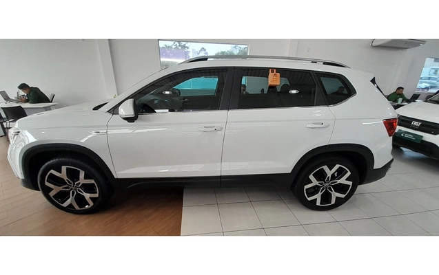imagem-https://www.socarrao.com.br/sc-vehicle-images-prod/4143028/1790405638254-1_104048.jpg