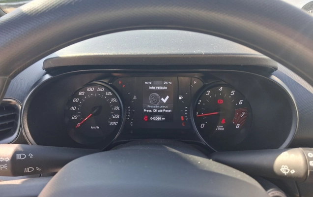 imagem-https://www.socarrao.com.br/sc-vehicle-images-prod/4143520/1790406600607-1_040958.jpg