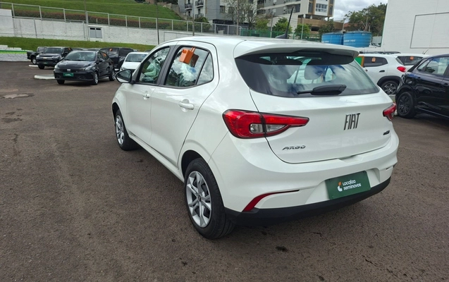 imagem-https://www.socarrao.com.br/sc-vehicle-images-prod/4143556/1790406632769-1_041016.jpg