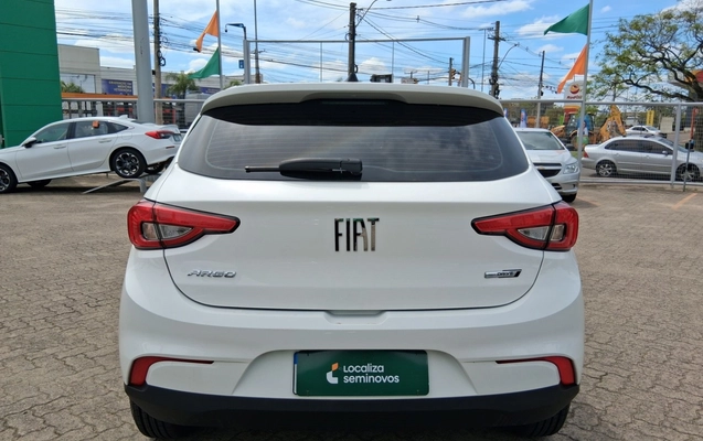 imagem-https://www.socarrao.com.br/sc-vehicle-images-prod/4143999/1790409647050-2_114557.jpg