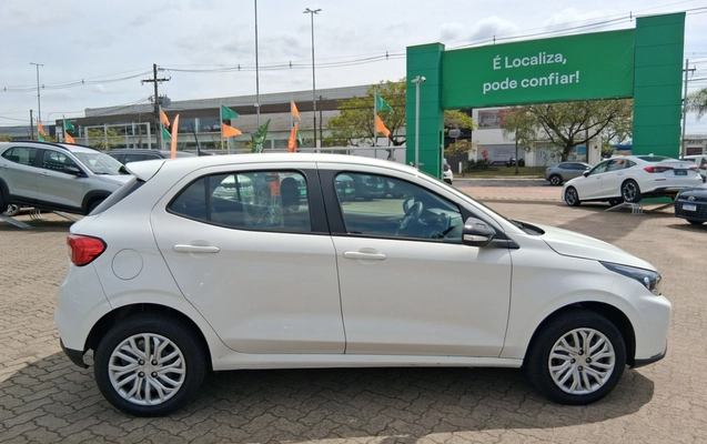 imagem-https://www.socarrao.com.br/sc-vehicle-images-prod/4144000/1790409648134-2_113809.jpg