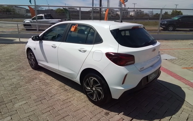imagem-https://www.socarrao.com.br/sc-vehicle-images-prod/4144551/1790411432020-1_113133.jpg