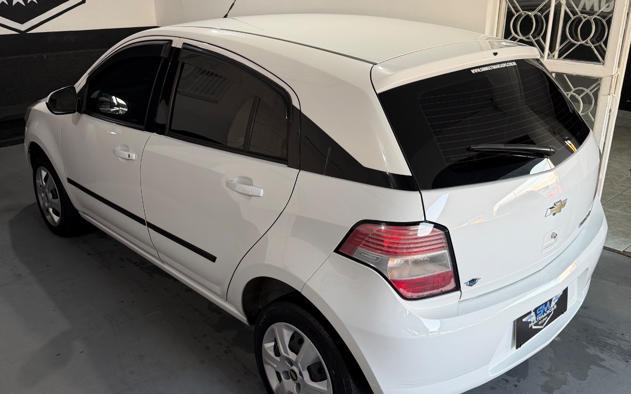 imagem-https://www.socarrao.com.br/sc-vehicle-images-prod/4144601/1790412322283-SU1HXzgyNzIuanBlZw.jpeg