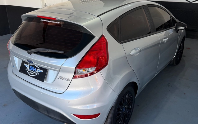 imagem-https://www.socarrao.com.br/sc-vehicle-images-prod/4144608/1790412883475-SU1HXzc4NDkuanBlZw.jpeg