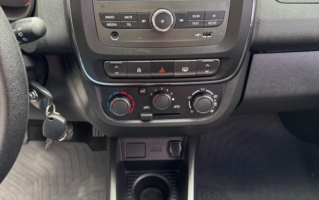imagem-https://www.socarrao.com.br/sc-vehicle-images-prod/4144870/1790423077845-52b2bfde84d8477eaf62af9db3ed1e0b_1790274433535.jpg