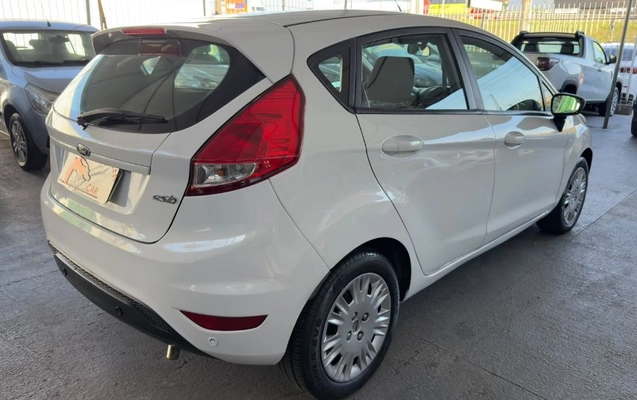 imagem-https://www.socarrao.com.br/sc-vehicle-images-prod/4144871/1790423516876-gb-d074578.jpg