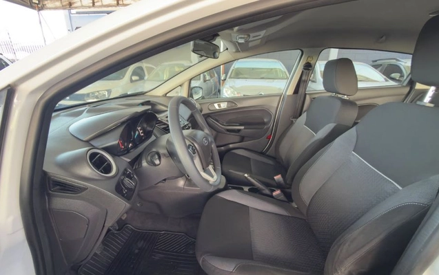 imagem-https://www.socarrao.com.br/sc-vehicle-images-prod/4144871/1790423516883-gb-a0b303f.jpg