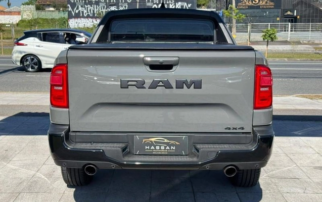 imagem-https://www.socarrao.com.br/sc-vehicle-images-prod/4144876/1790430010894-8515412_6_B_9d6cbb10ba.jpeg