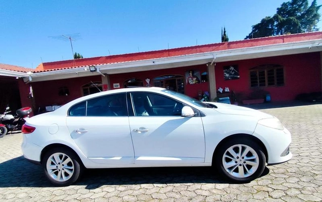 imagem-https://www.socarrao.com.br/sc-vehicle-images-prod/4144882/1791312320204-8514934_15_B_19cf0dbd8f.jpeg