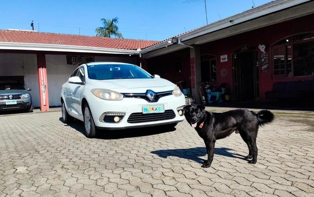 imagem-https://www.socarrao.com.br/sc-vehicle-images-prod/4144882/1791312320218-8514934_20_B_f2f0475b92.jpeg