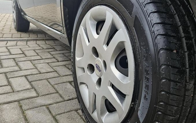 imagem-https://www.socarrao.com.br/sc-vehicle-images-prod/4144898/1790693149600-8439134_9_B_950b76184e.jpeg
