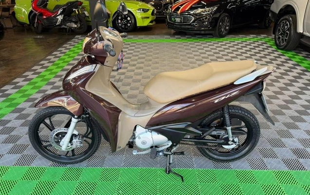 imagem-https://www.socarrao.com.br/sc-vehicle-images-prod/4144926/1790426685124-8516203_11_B_b5df6fe46a.jpeg