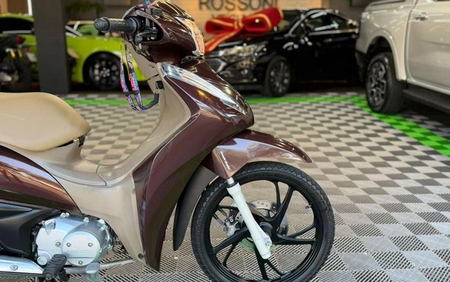 imagem-https://www.socarrao.com.br/sc-vehicle-images-prod/4144926/1790426685128-8516203_4_B_e4efad2614.jpeg