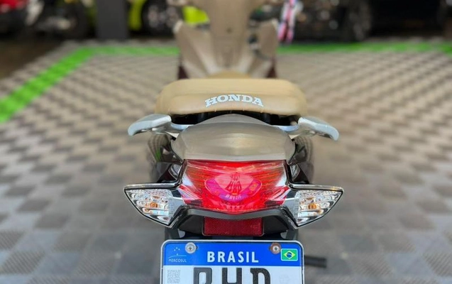 imagem-https://www.socarrao.com.br/sc-vehicle-images-prod/4144926/1790426685134-8516203_0_B_38ca2f3fd6.jpeg