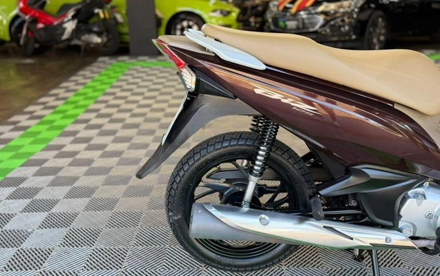 imagem-https://www.socarrao.com.br/sc-vehicle-images-prod/4144926/1790426685138-8516203_8_B_4c5cd796fa.jpeg