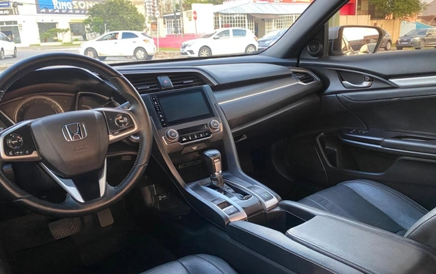 imagem-https://www.socarrao.com.br/sc-vehicle-images-prod/4144970/1790428856250-MTguanBlZw.jpeg