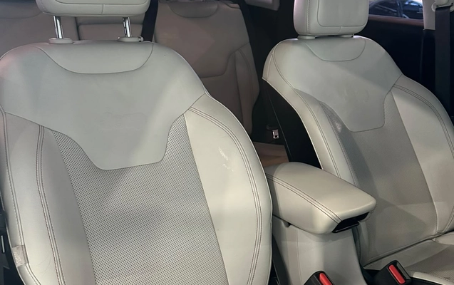imagem-https://www.socarrao.com.br/sc-vehicle-images-prod/4144973/1790427803797-003_ec4df98b043887409379b5b296c960ab.jpg