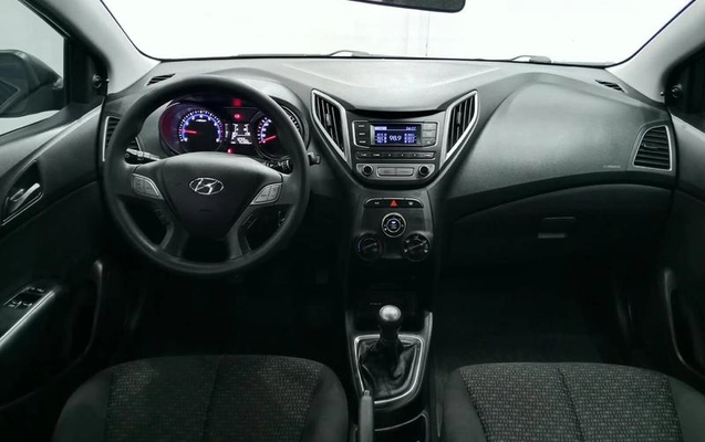 imagem-https://www.socarrao.com.br/sc-vehicle-images-prod/4144976/1791295041397-8516313_9_B_3d0b4cb29c.jpeg