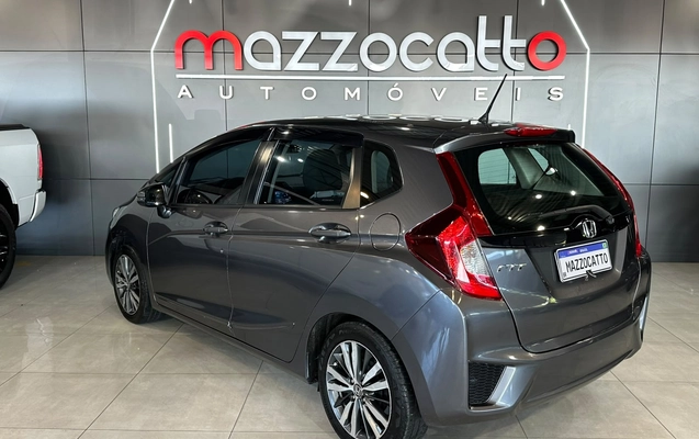 imagem-https://www.socarrao.com.br/sc-vehicle-images-prod/4144982/1790427989676-003_28668d0497a81dfff55f651dc1eede5b.jpg