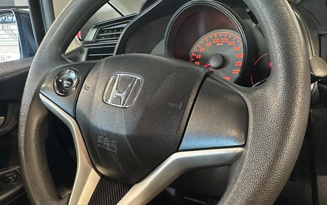 imagem-https://www.socarrao.com.br/sc-vehicle-images-prod/4144982/1790427989683-003_103820039597dd99934649bda7994a60.jpg