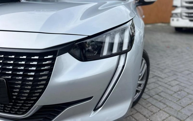 imagem-https://www.socarrao.com.br/sc-vehicle-images-prod/4144984/1790428044060-8421400_4_B_a28c0d865d.jpeg