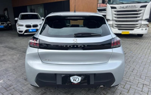 imagem-https://www.socarrao.com.br/sc-vehicle-images-prod/4144984/1790428044078-8421400_13_B_d662756983.jpeg