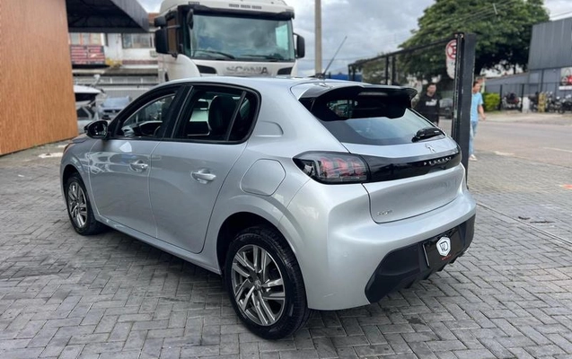 imagem-https://www.socarrao.com.br/sc-vehicle-images-prod/4144984/1790428044079-8421400_14_B_2e3f9970a6.jpeg