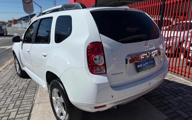 imagem-https://www.socarrao.com.br/sc-vehicle-images-prod/4145074/1791214846555-8515774_7_B_10f6f0df93.jpeg