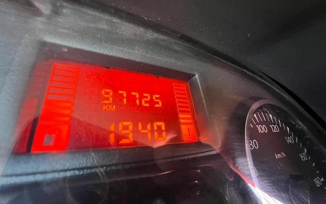 imagem-https://www.socarrao.com.br/sc-vehicle-images-prod/4145074/1791214846566-8515774_13_B_3ba00726c4.jpeg