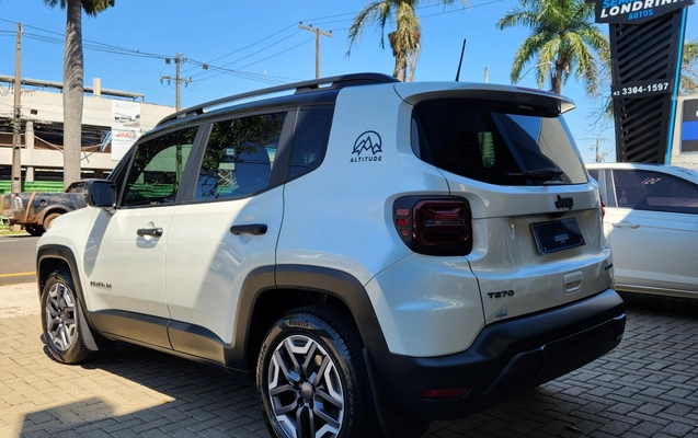 imagem-https://www.socarrao.com.br/sc-vehicle-images-prod/4145082/1790432758572-f805547d-0a36-476e-8445-b5030a884c80.jpg