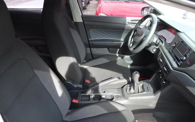 imagem-https://www.socarrao.com.br/sc-vehicle-images-prod/4145095/1790787998397-8516520_14_B_5c93257f81.jpeg