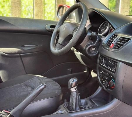 imagem-https://www.socarrao.com.br/sc-vehicle-images-prod/4145105/1790430172479-8514260_5_B_c385a7e790.jpeg