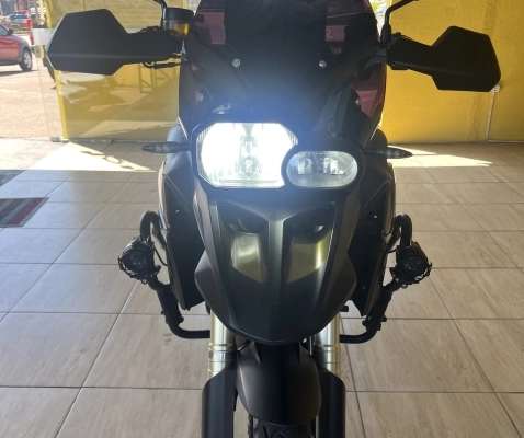 imagem-https://www.socarrao.com.br/sc-vehicle-images-prod/4145119/1790430445217-VlG4OFLw5TNK7WFhgf0X4a4begssof7q.jpg