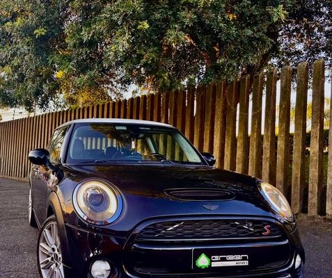 imagem-https://www.socarrao.com.br/sc-vehicle-images-prod/4145129/1790871642258-8511841_5_B_37236a903b.jpeg