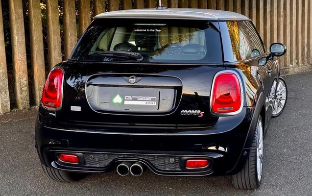 imagem-https://www.socarrao.com.br/sc-vehicle-images-prod/4145129/1790871642263-8511841_8_B_4ccb6d3435.jpeg