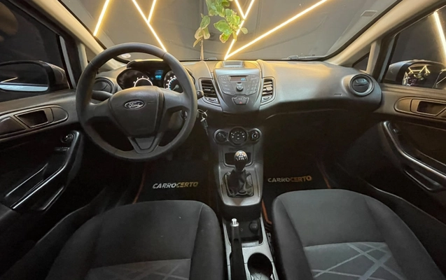 imagem-https://www.socarrao.com.br/sc-vehicle-images-prod/4145134/1790430678763-7omK14whBWE8ATE1WgPd4AiU3qeDiiV4.jpg