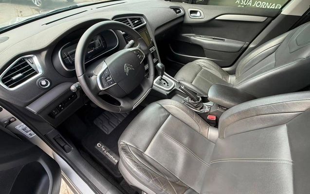 imagem-https://www.socarrao.com.br/sc-vehicle-images-prod/4145149/1790431142630-4f67f03204da461fb601ef4d3f19df35_1790430508063.jpg