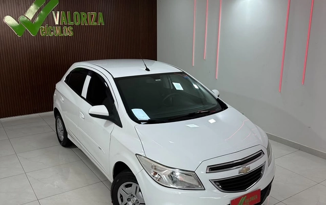 imagem-https://www.socarrao.com.br/sc-vehicle-images-prod/4145156/1790430895601-3d199f5f-7b5f-4d3e-8e2e-0f1af9add177.jpg