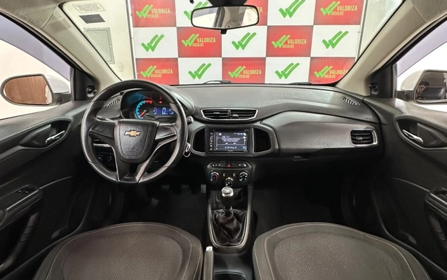 imagem-https://www.socarrao.com.br/sc-vehicle-images-prod/4145156/1790430895609-8f63cd1f-62e3-4f46-b33b-84a0a5c86627.jpg