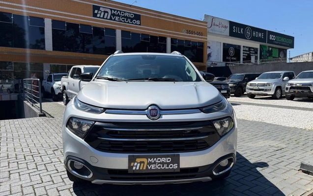 imagem-https://www.socarrao.com.br/sc-vehicle-images-prod/4145205/1790980120594-8429599_1_B_d89f2bad86.jpeg