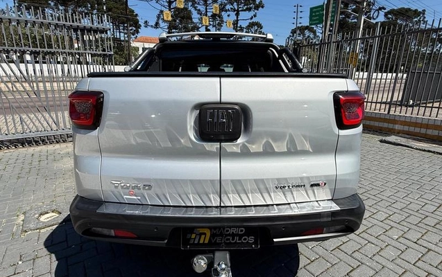imagem-https://www.socarrao.com.br/sc-vehicle-images-prod/4145205/1790980120603-8429599_7_B_3c709bb7bb.jpeg
