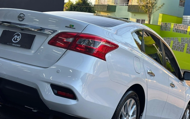 imagem-https://www.socarrao.com.br/sc-vehicle-images-prod/4145227/1790431711677-a3138cfa-9d79-3182-135a-3a23f036c708.jpg