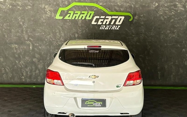 imagem-https://www.socarrao.com.br/sc-vehicle-images-prod/4145257/1790682807683-8495957_8_B_73c0ad5c23.jpeg