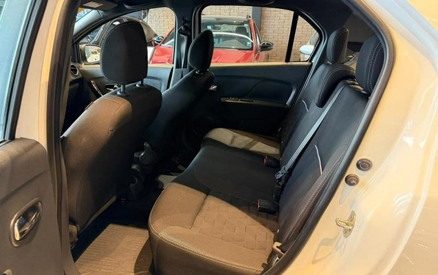 imagem-https://www.socarrao.com.br/sc-vehicle-images-prod/4145268/1790619388435-8516797_8_B_a7ff60b125.jpeg