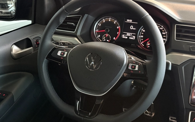 imagem-https://www.socarrao.com.br/sc-vehicle-images-prod/4145279/1790947250880-RjNSrgtzl0wp5JnE8LmtkOpphIoHZtGn.jpg