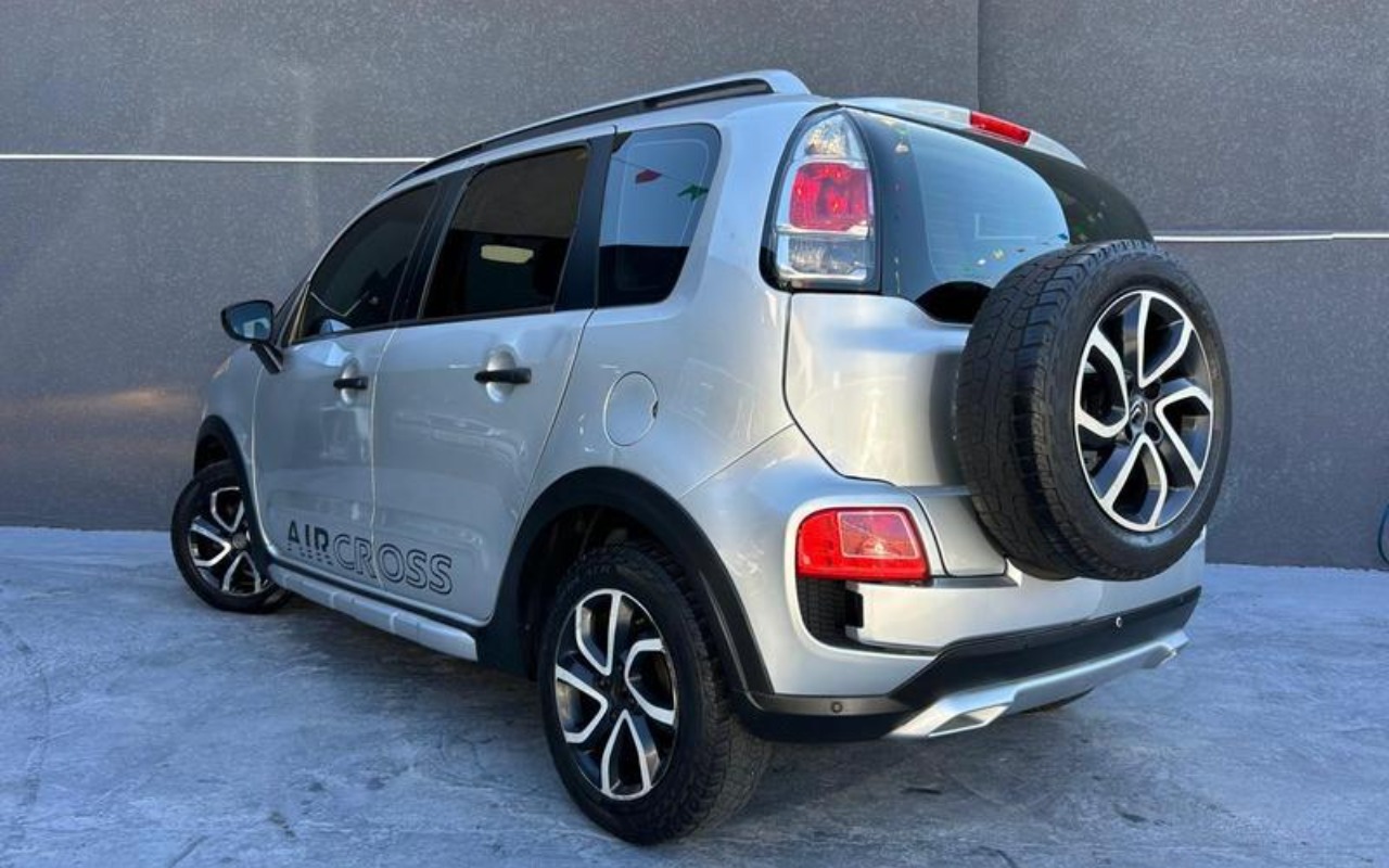 imagem-https://www.socarrao.com.br/sc-vehicle-images-prod/4145290/1790433150775-RkNfMzQ0NjVfODI4MzI2Ml8xX1ZfNTIyMmJjNWM0Yi5qcGVn.jpeg