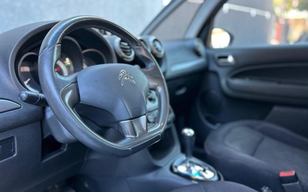 imagem-https://www.socarrao.com.br/sc-vehicle-images-prod/4145290/1790433151134-RkNfMzQ0NjVfODI4MzI2Ml84X1ZfOTA5Mjg0NDQ2ZC5qcGVn.jpeg