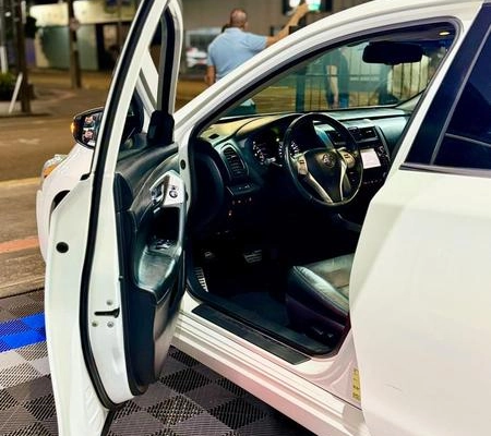 imagem-https://www.socarrao.com.br/sc-vehicle-images-prod/4145303/1790433416232-8471132_12_B_81f7bf8a46.jpeg