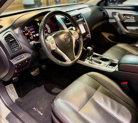 imagem-https://www.socarrao.com.br/sc-vehicle-images-prod/4145303/1790433416235-8471132_13_B_2018b55577.jpeg